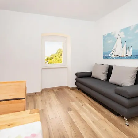 Apartmán With Parking Space Veprinac, Opatija - 23856