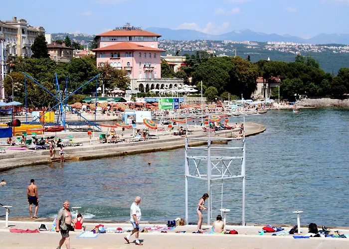 With Parking Space Veprinac, Opatija - 23856 Lejlighed